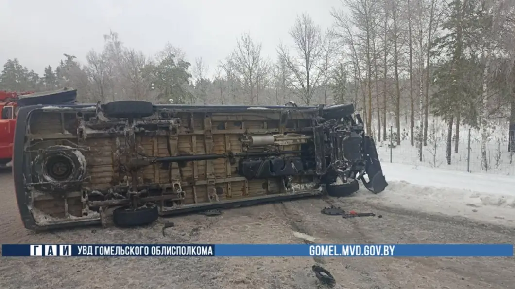 В Жлобинском районе произошло ДТП с опрокидыванием автомобиля