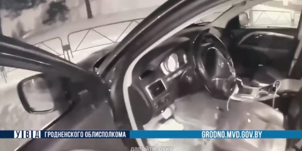 Под Гродно турист из России получил тяжелые травмы при падении с форта