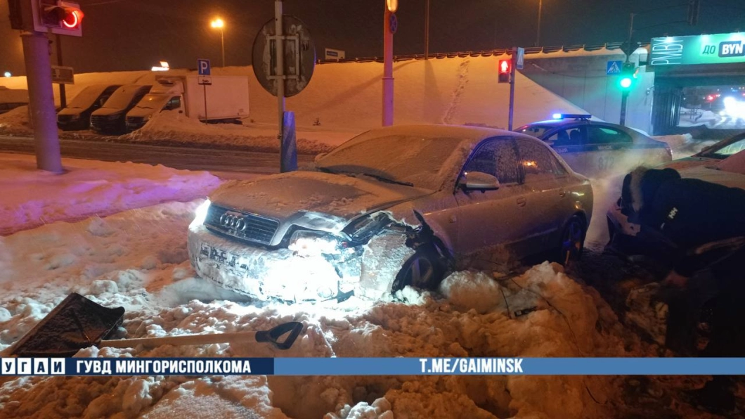 В Минске при левом повороте произошло ДТП с участием Belgee и Audi