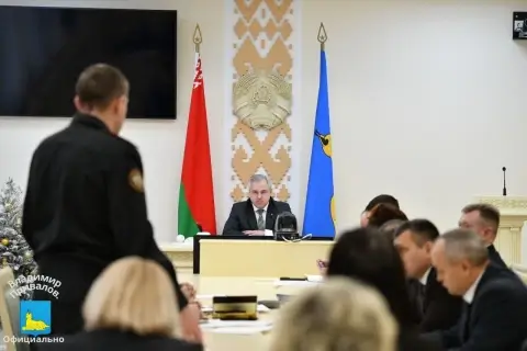 В горисполкоме обсудили первоочередные меры по уборке снега в городе