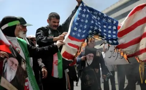 США усиливают военное присутствие у Ирана: Вашингтон не исключает силовой вариант развития событий