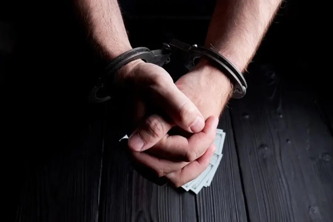 Гендиректор легпрома вывел миллионы через «воздух» – на что ушли 1,4 млн рублей