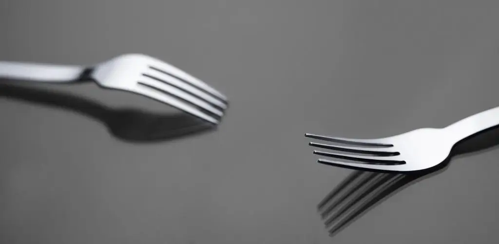 Самолечение привело на операционный стол – как жительница Витебска проглотила вилку