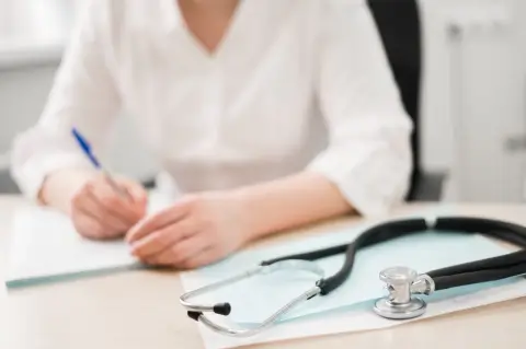 Электронные больничные вводят в Беларуси – первыми от бумаги откажутся гинекологи