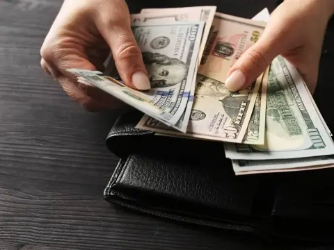 Белорусский рубль ослаб к российскому на 6% — Нацбанк назвал выгоду в миллионах долларов