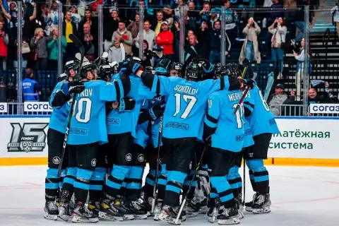 Хоккеисты минского «Динамо» застряли в Нижнем Новгороде — почему команде закрыли небо над Сочи