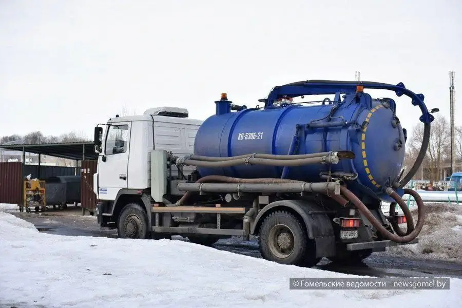 В Гомеле подвал жилого дома на проспекте Космонавтов регулярно топит — причина в строительном браке