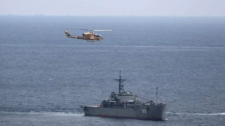 Иран минирует Ормузский пролив, США уничтожили 16 судов — 140 раненых американских военных и остановившееся судоходство