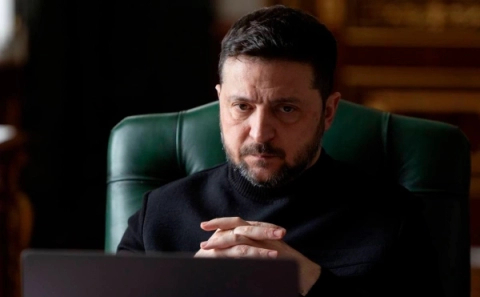 В США Трамп обвинил Зеленского в затягивании мира — заявил, что у Киева «нет козырей»