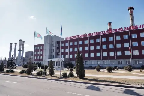 В Беларуси беременным платят зарплату за отдых дома — сколько государство и заводы тратят на поддержку семей