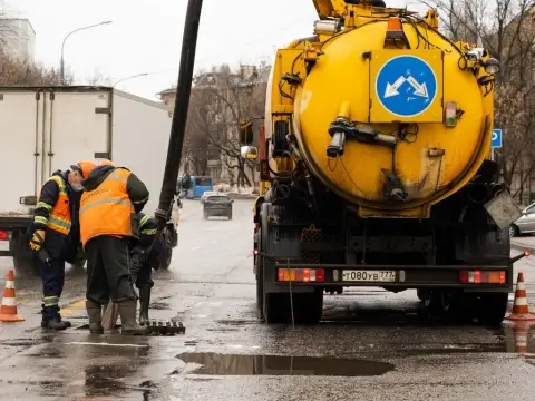 В Гродно начали экстренный ремонт ключевых магистралей — мощности асфальтовых заводов выросли в 2,5 раза