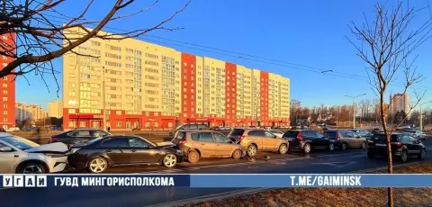 Массовое ДТП из шести автомобилей на проспекте Дзержинского в Минске — названа главная причина аварии