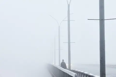 Зима разрушила асфальт на трассах Беларуси – ГАИ подключила к ремонту водителей и чат-боты