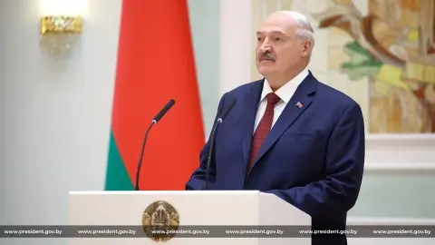 В Минске президент наградил выдающихся женщин и многодетных матерей — в стране зафиксирован рекорд в 14 детей на одну семью