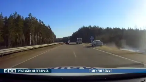 Пьяный угонщик Volkswagen устроил погоню на трассе М1 в Беларуси — 2,7 промилле и 19 протоколов