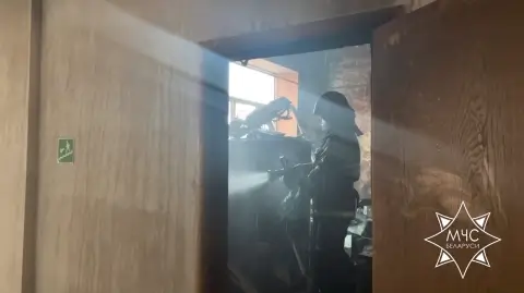 В гомельском университете загорелась серверная — сотрудник получил ожоги, пытаясь потушить огонь сам