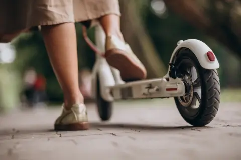 В Беларуси средства персональной мобильности приравнивают к мотоциклам — ГАИ поставила на учет 525 устройств