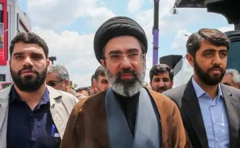 Верховный лидер Ирана Моджтаба Хаменеи жив — сын президента опроверг сообщения о ранении